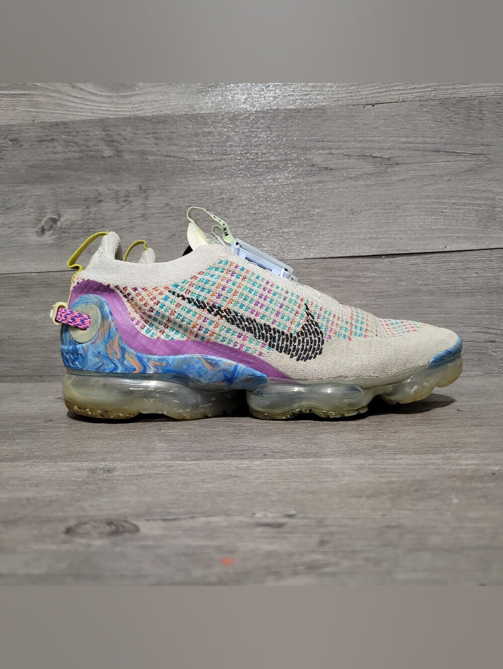 Nike Air VaporMax Men's Size 9.5 Flyknit 2020 Multicolor CJ6740-001